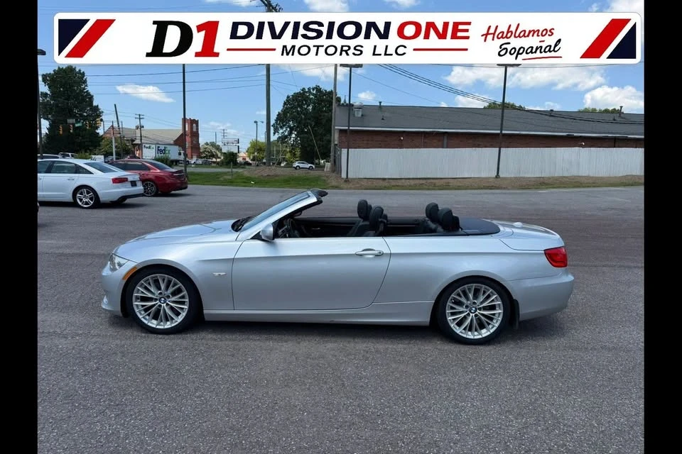 2011 BMW E90 3 Series Sedan - Image 12 of 16