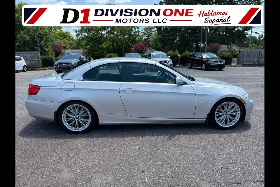 2011 BMW E90 3 Series Sedan - Image 8 of 16