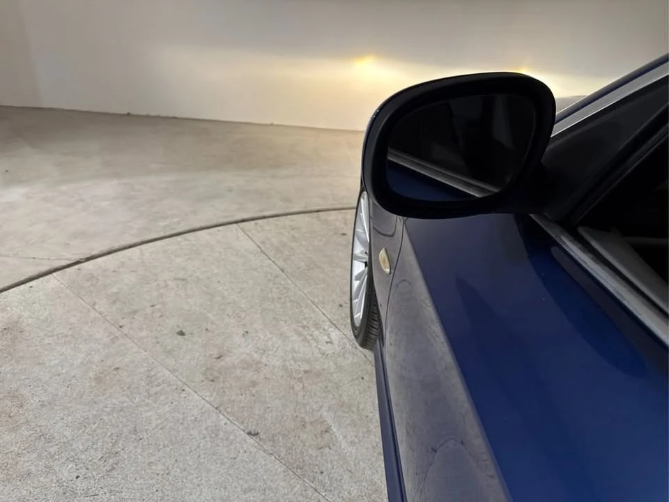 2011 BMW E90 3 Series Sedan - Image 19 of 20