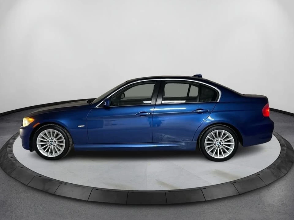 2011 BMW E90 3 Series Sedan - Image 8 of 20