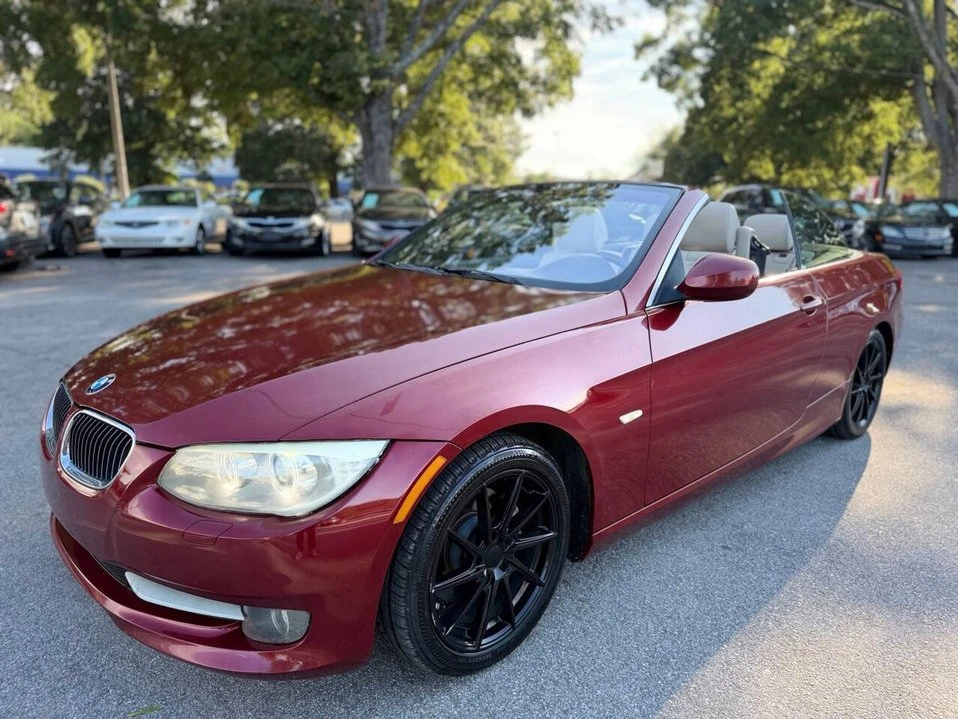 2011 BMW E90 3 Series Sedan - Image 17 of 20