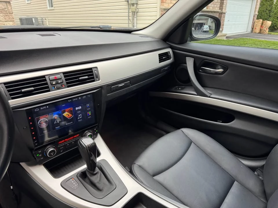 2011 BMW E90 3 Series Sedan - Image 14 of 17