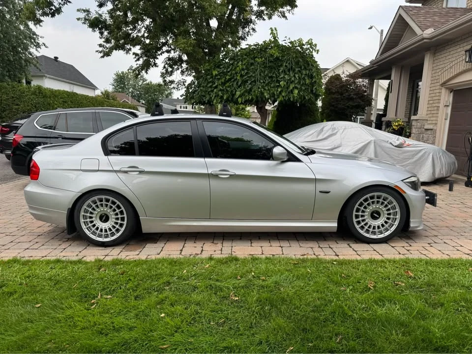 2011 BMW E90 3 Series Sedan - Image 3 of 17