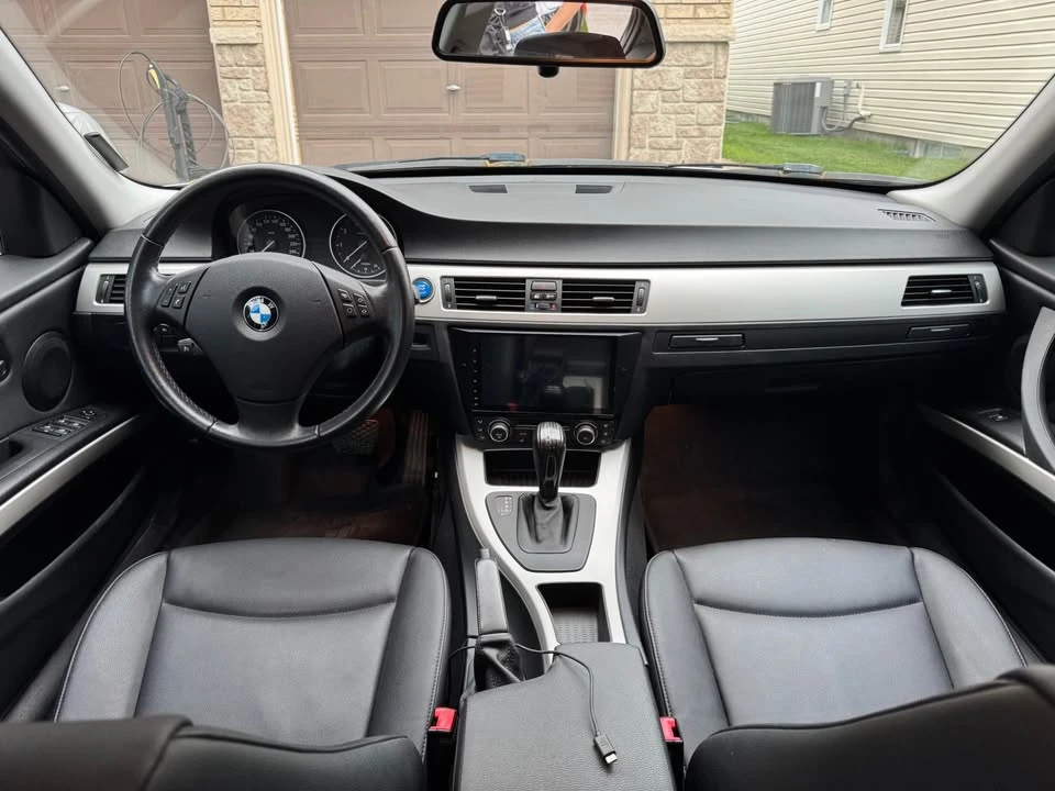 2011 BMW E90 3 Series Sedan - Image 13 of 17