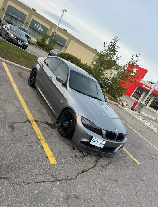 2011 BMW E90 3 Series Sedan - Image 2 of 8