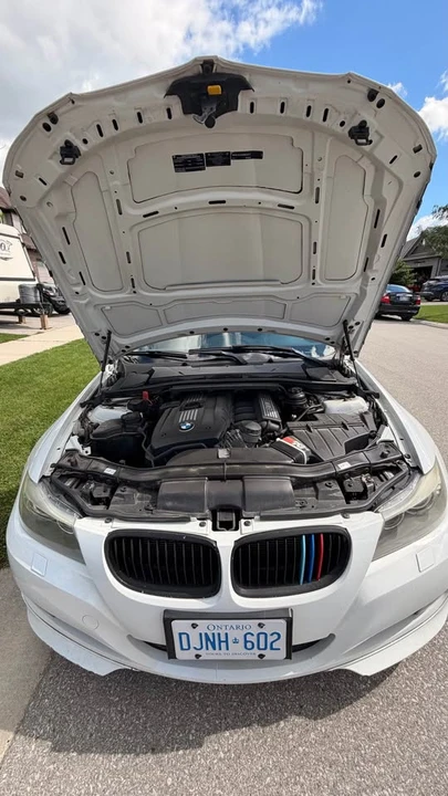 2011 BMW E90 3 Series Sedan - Image 10 of 13