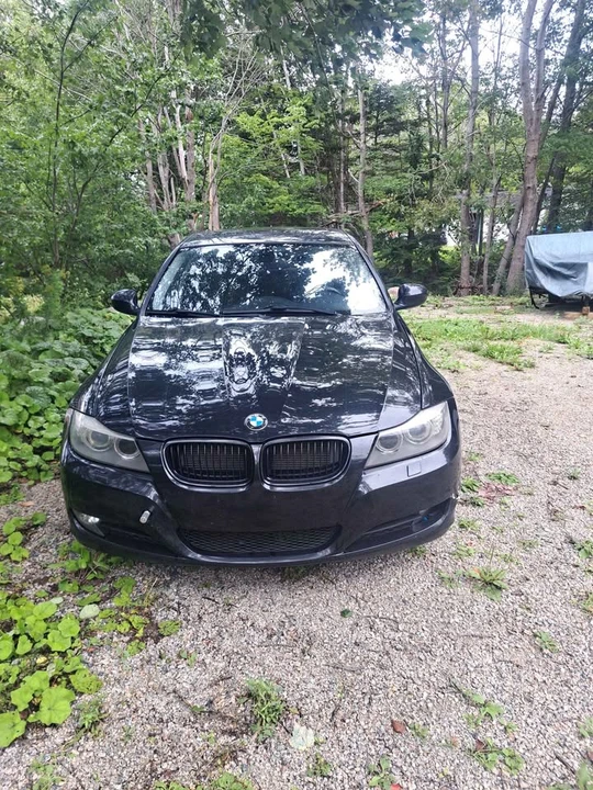 2011 BMW E90 3 Series Sedan - Image 2 of 17