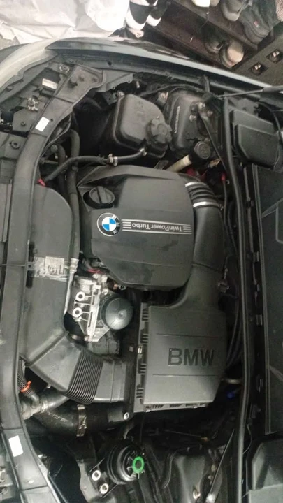 2011 BMW E90 3 Series Sedan - Image 4 of 4