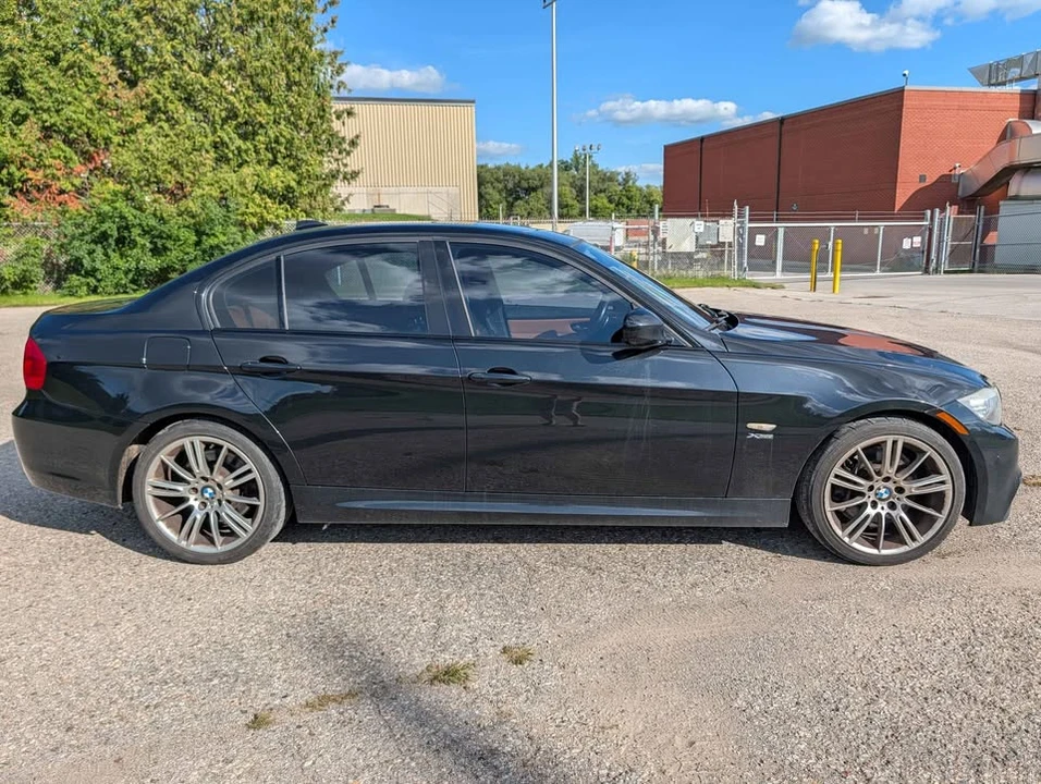 2011 BMW E90 3 Series Sedan - Image 4 of 12