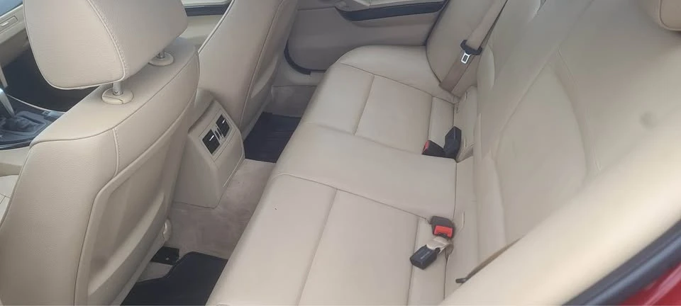 2011 BMW E90 3 Series Sedan - Image 7 of 9
