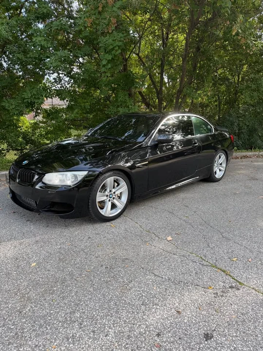 2011 BMW E90 3 Series Sedan - Image 3 of 15