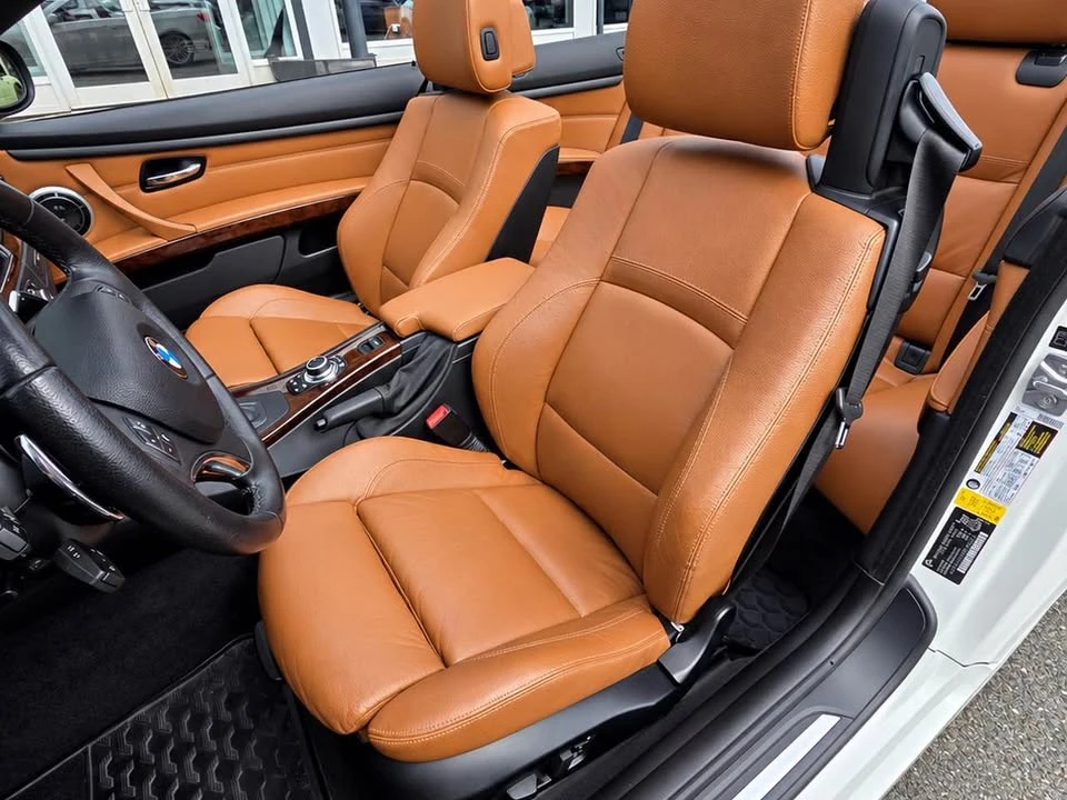 2011 BMW E90 3 Series Sedan - Image 11 of 19
