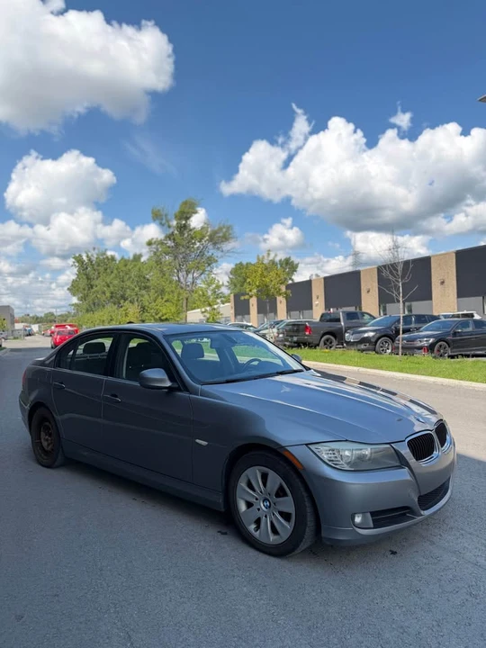 2011 BMW E90 3 Series Sedan - Image 5 of 13