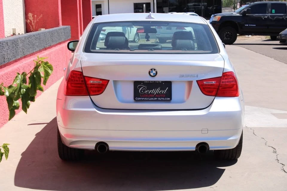 2011 BMW E90 3 Series Sedan - Image 6 of 20