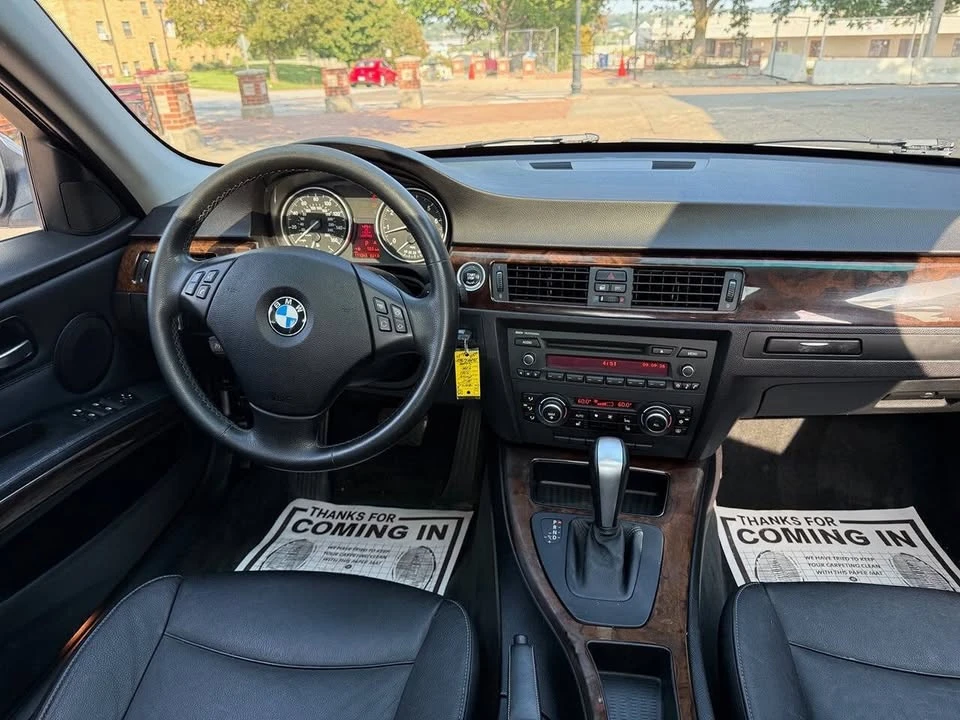 2011 BMW E90 3 Series Sedan - Image 10 of 12
