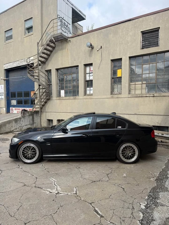 2011 BMW E90 3 Series Sedan - Image 4 of 10
