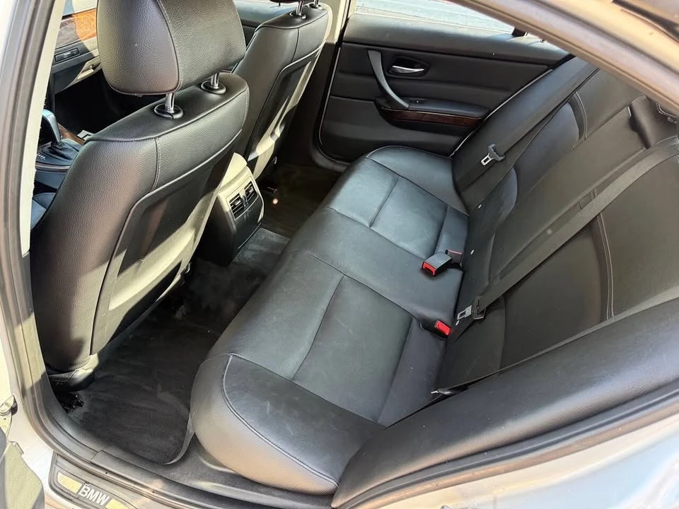 2011 BMW E90 3 Series Sedan - Image 7 of 12