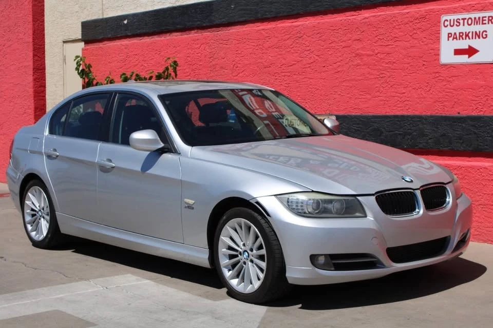 2011 BMW E90 3 Series Sedan - Image 3 of 20