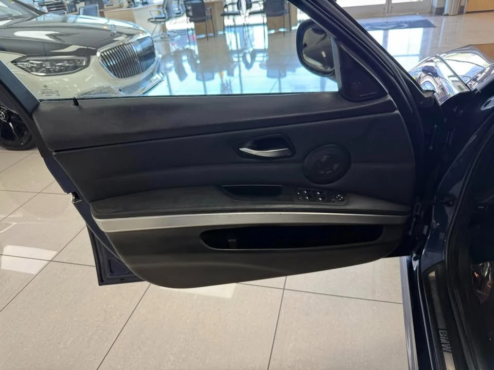 2011 BMW E90 3 Series Sedan - Image 10 of 20