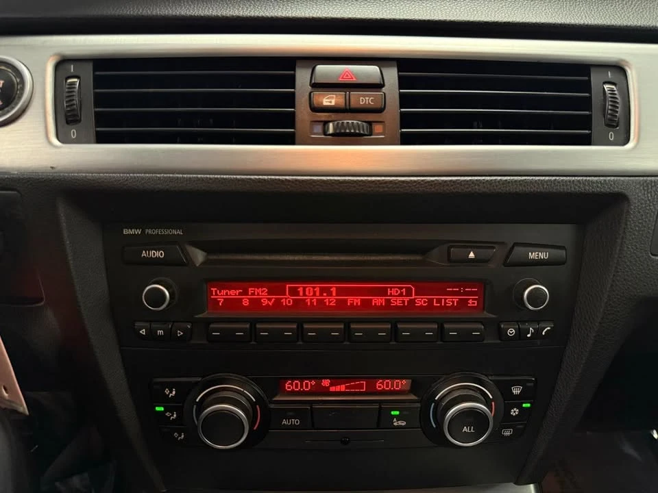 2011 BMW E90 3 Series Sedan - Image 19 of 20