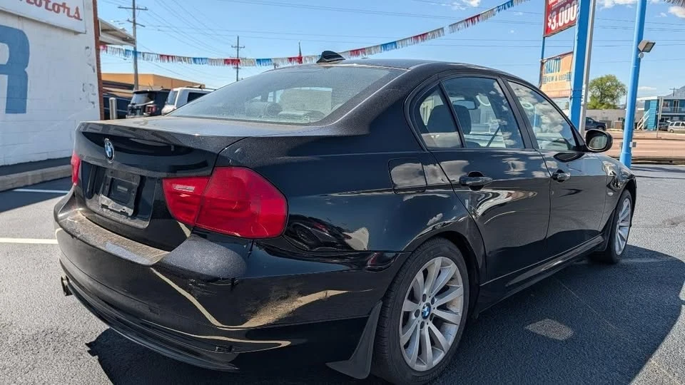 2011 BMW E90 3 Series Sedan - Image 3 of 17
