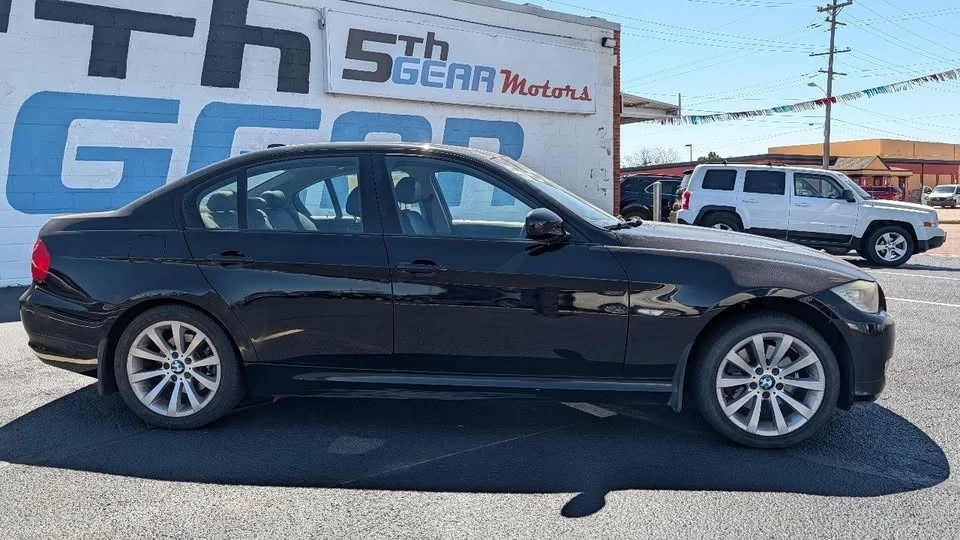 2011 BMW E90 3 Series Sedan - Image 2 of 17