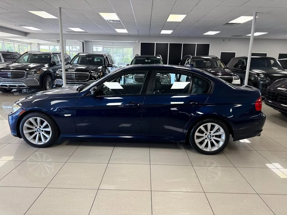 2011 BMW E90 3 Series Sedan - Image 8 of 20
