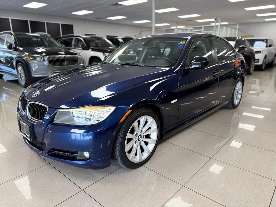 2011 BMW E90 3 Series Sedan - Image 9 of 20