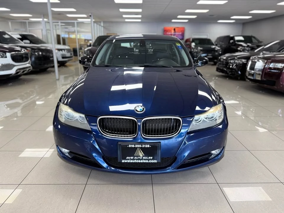 2011 BMW E90 3 Series Sedan - Image 4 of 20