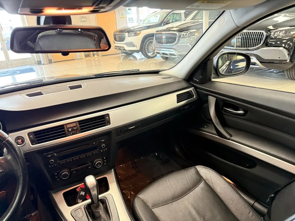 2011 BMW E90 3 Series Sedan - Image 14 of 20