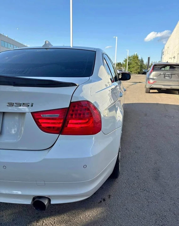 2011 BMW E90 3 Series Sedan - Image 2 of 9
