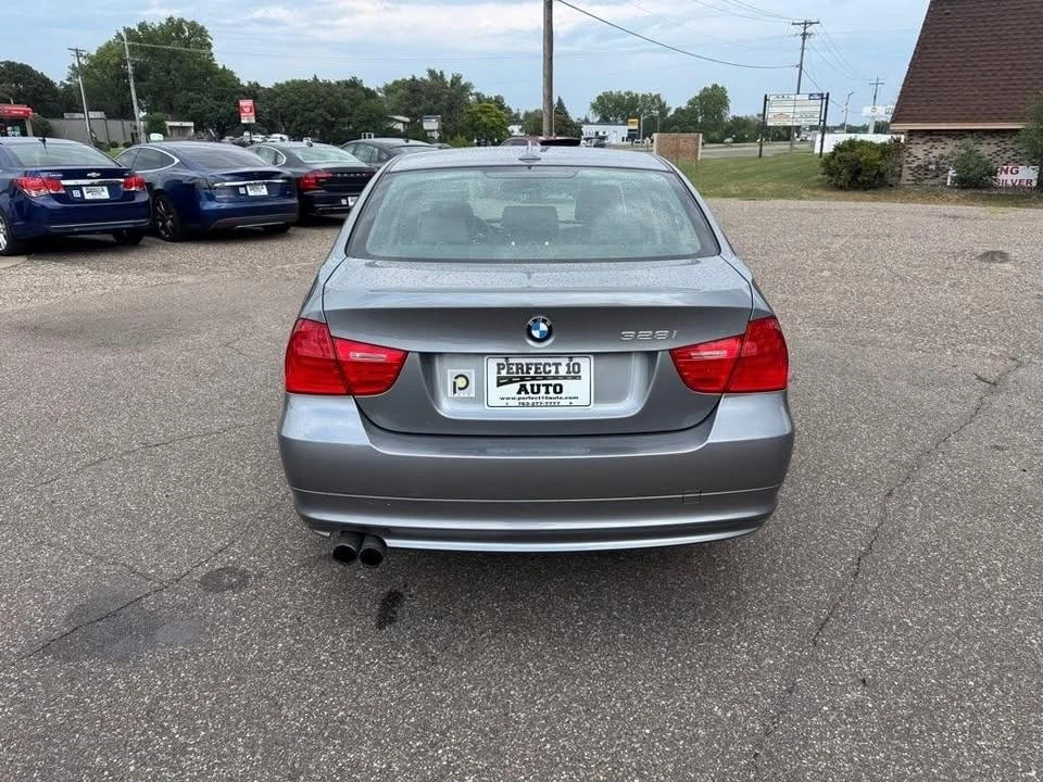 2011 BMW E90 3 Series Sedan - Image 6 of 20