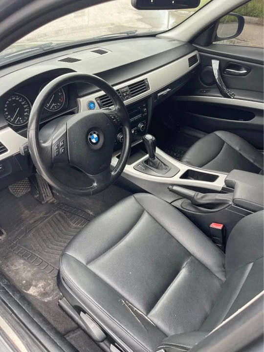 2011 BMW E90 3 Series Sedan - Image 9 of 11