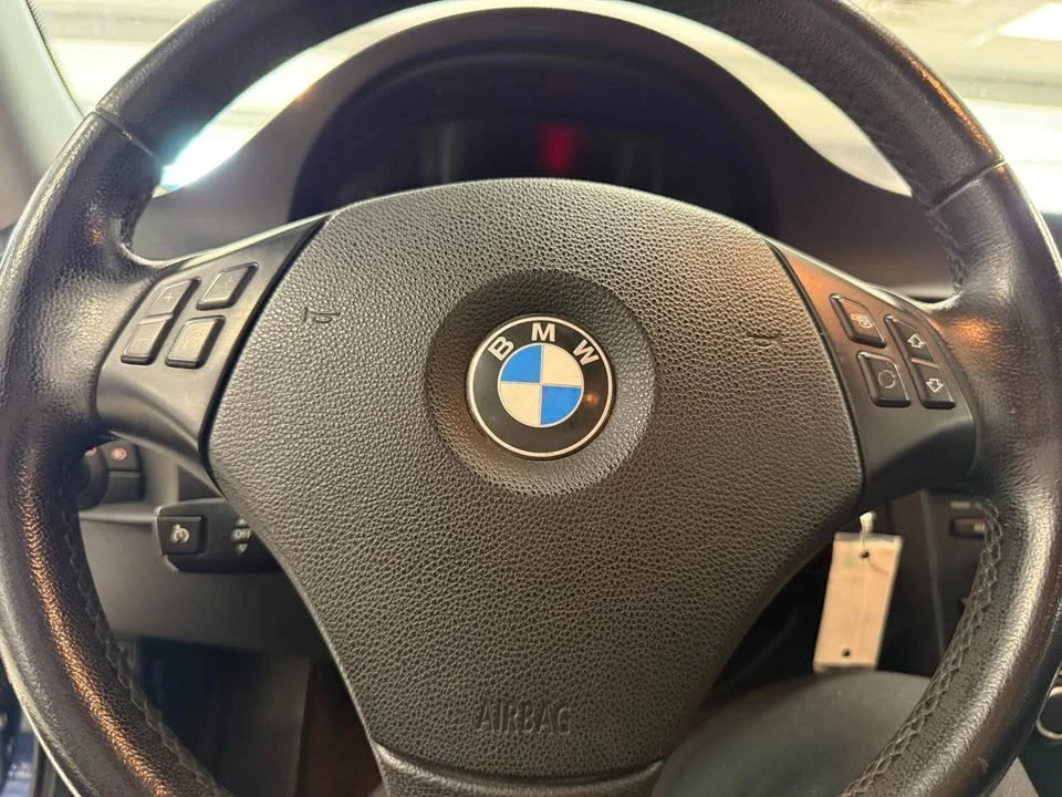 2011 BMW E90 3 Series Sedan - Image 17 of 20