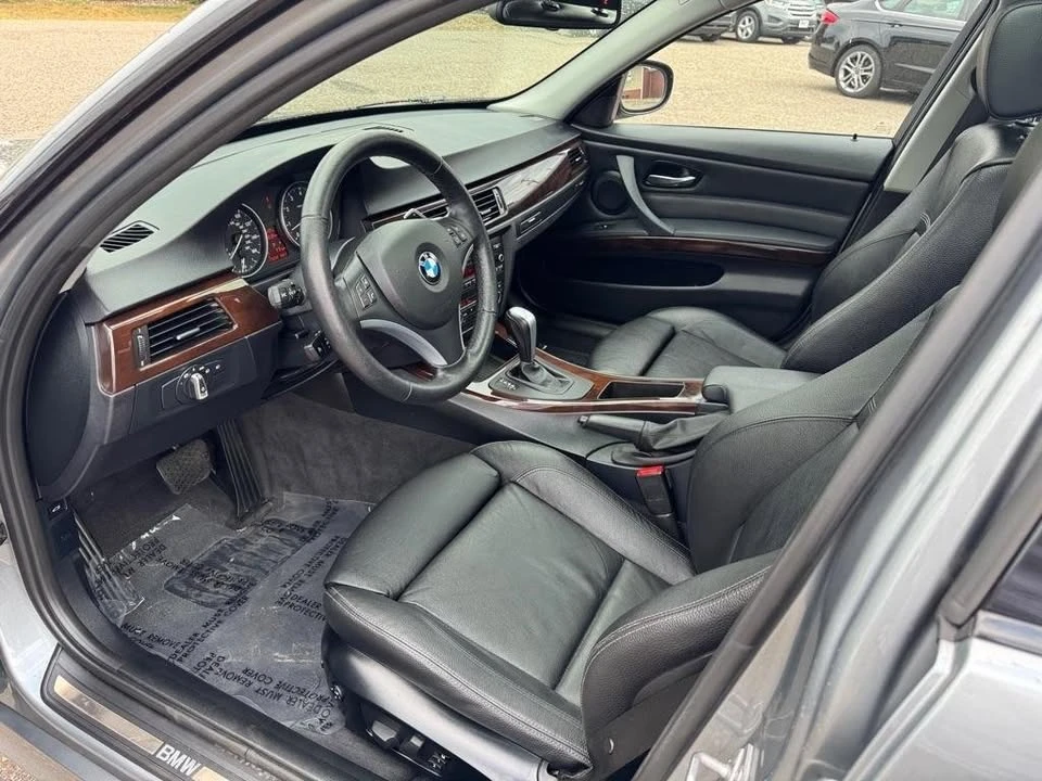 2011 BMW E90 3 Series Sedan - Image 14 of 20