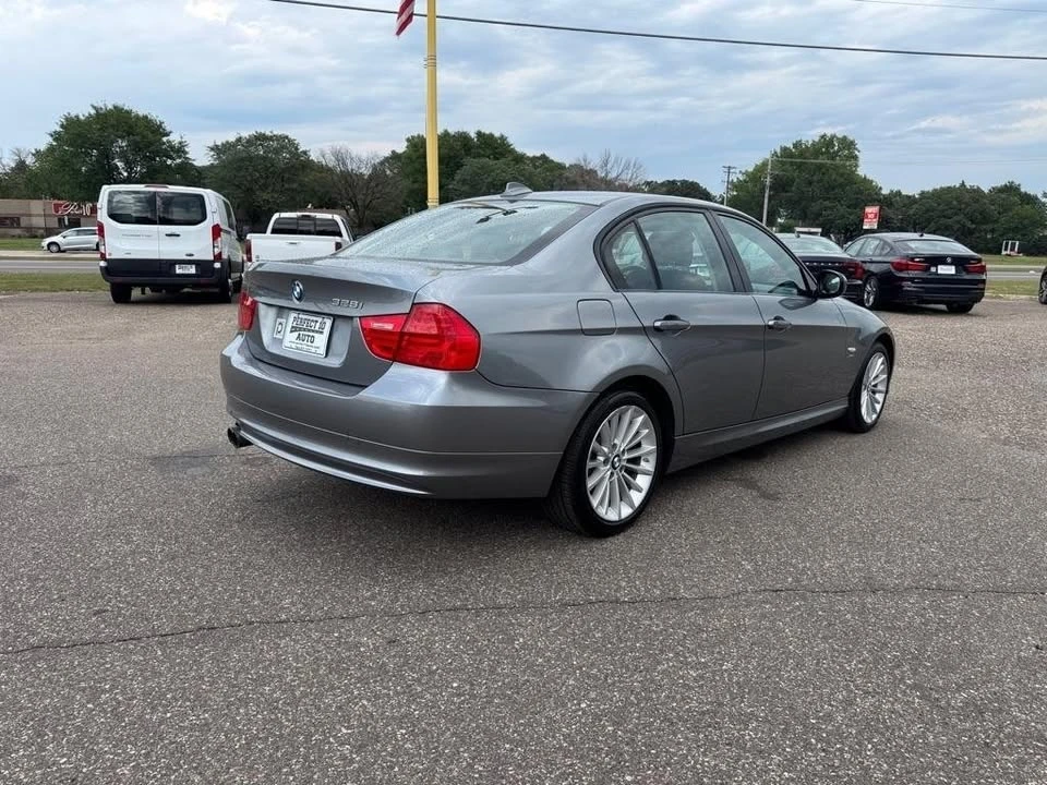 2011 BMW E90 3 Series Sedan - Image 4 of 20