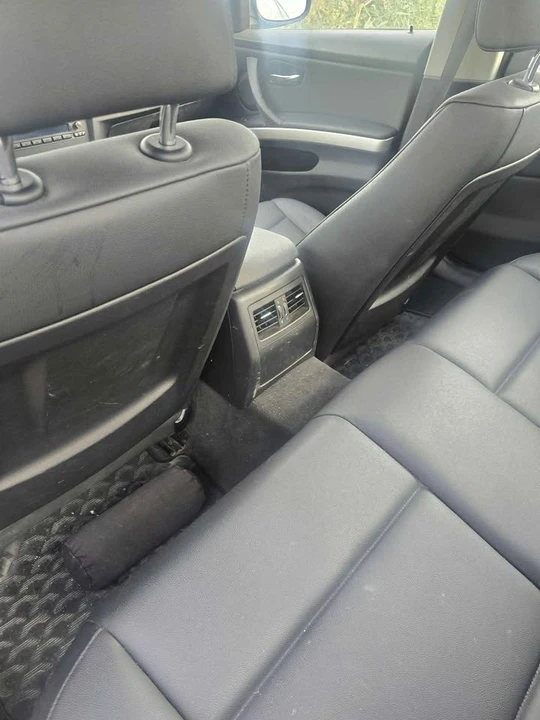 2011 BMW E90 3 Series Sedan - Image 10 of 10