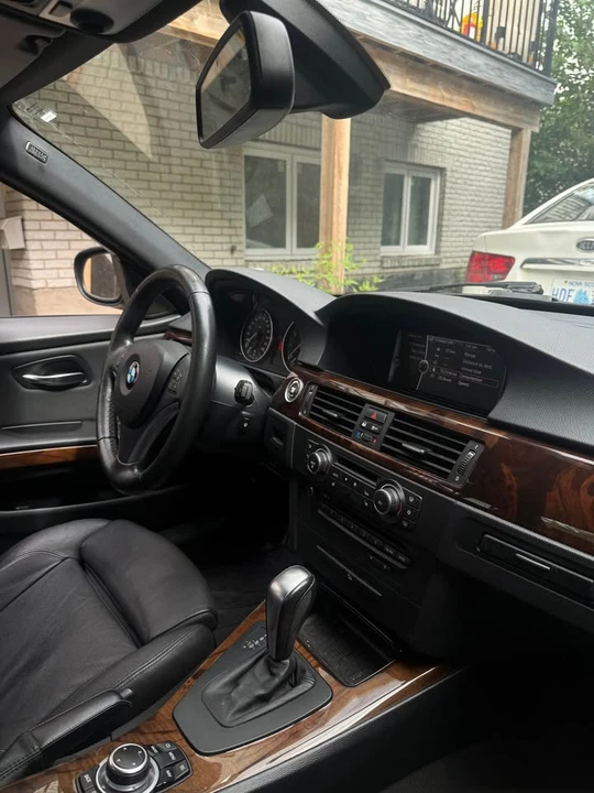 2011 BMW E90 3 Series Sedan - Image 9 of 13