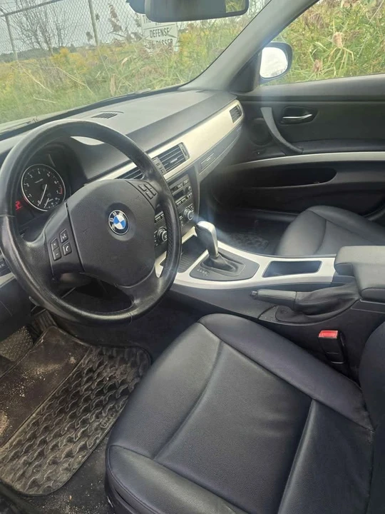 2011 BMW E90 3 Series Sedan - Image 8 of 10