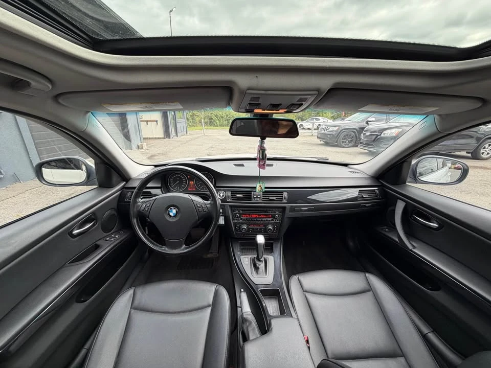 2011 BMW E90 3 Series Sedan - Image 9 of 16