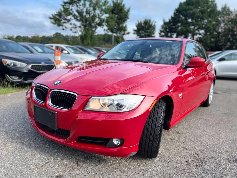 2011 BMW E90 3 Series Sedan - Image 4 of 20
