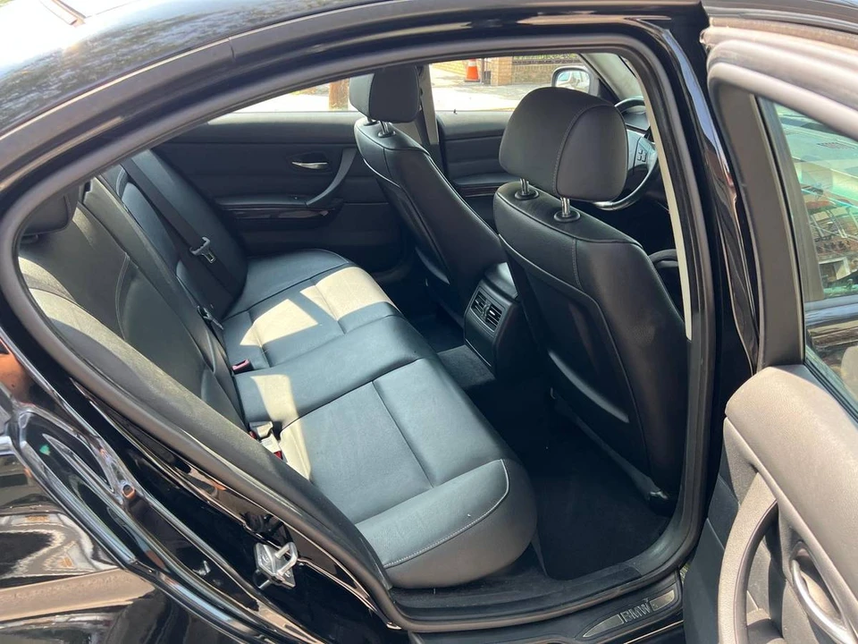 2011 BMW E90 3 Series Sedan - Image 10 of 16