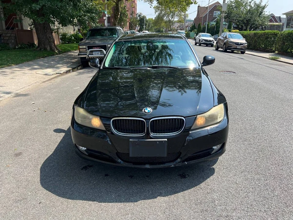 2011 BMW E90 3 Series Sedan - Image 8 of 16