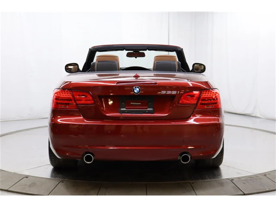 2011 BMW E90 3 Series Sedan - Image 13 of 31