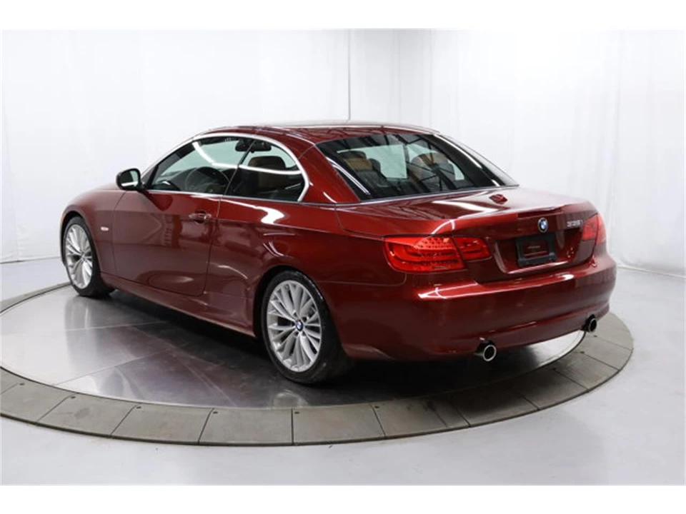 2011 BMW E90 3 Series Sedan - Image 5 of 31