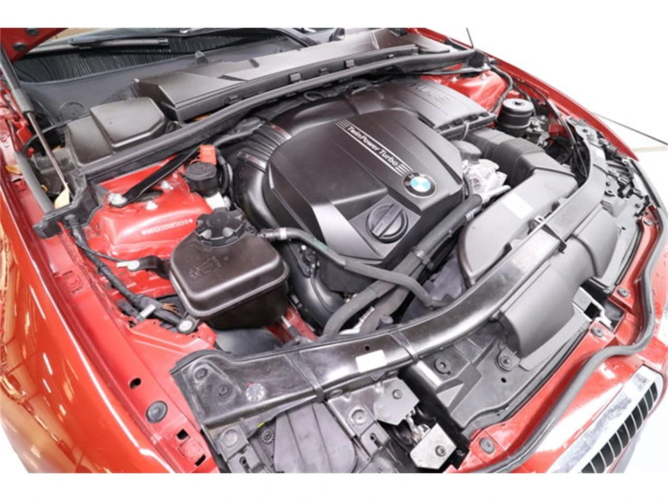 2011 BMW E90 3 Series Sedan - Image 29 of 31