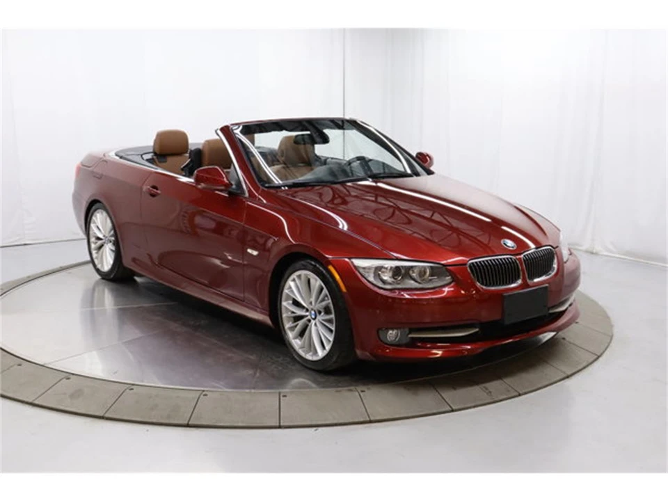2011 BMW E90 3 Series Sedan - Image 9 of 31