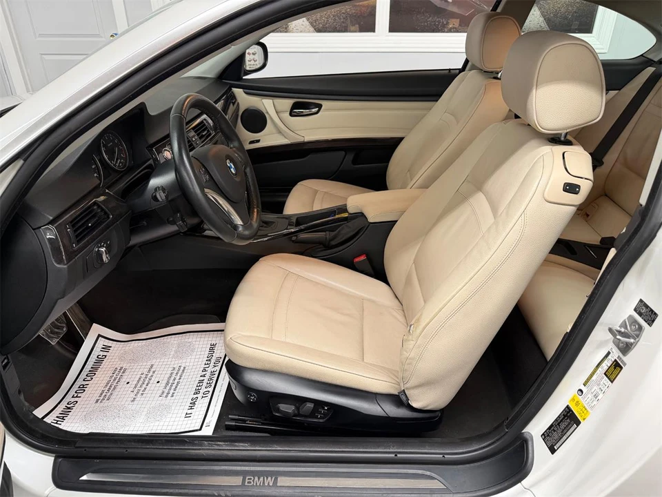 2011 BMW E90 3 Series Sedan - Image 30 of 31