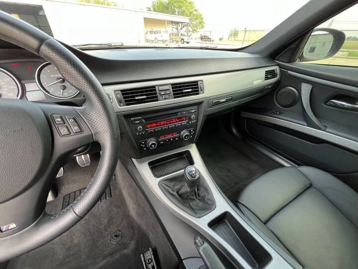2011 BMW E90 3 Series Sedan - Image 19 of 21