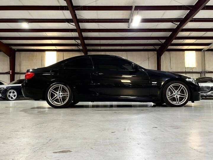 2011 BMW E90 3 Series Sedan - Image 4 of 21